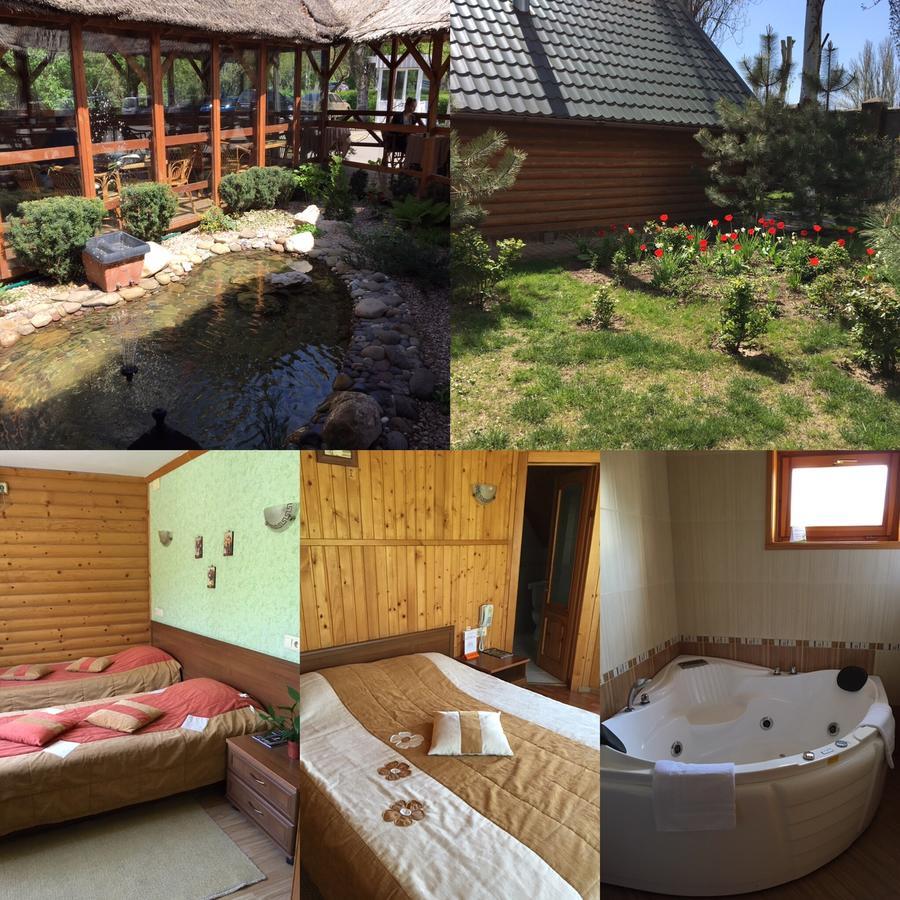 Gostiniy Dvor Non-Stop Hotell Cherson Exteriör bild