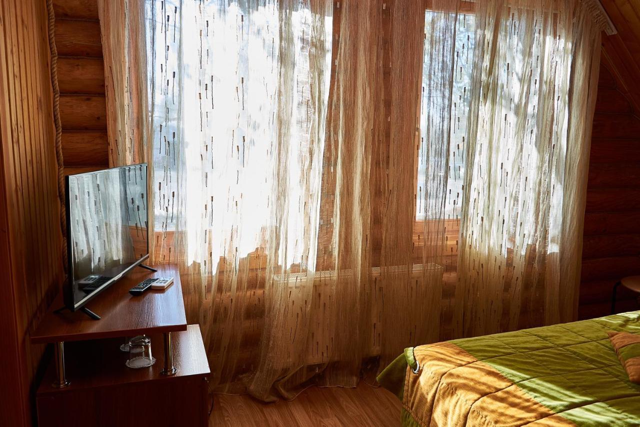 Gostiniy Dvor Non-Stop Hotell Cherson Exteriör bild